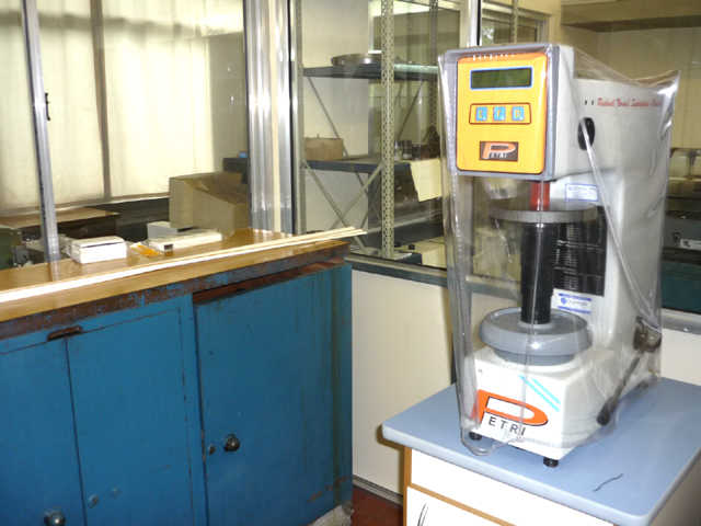 Laboratorio de Metalurgia - FCEIA